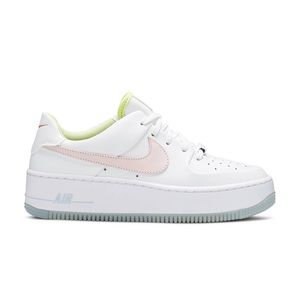 Nike Air Force 1 Sage Low Sneakers
